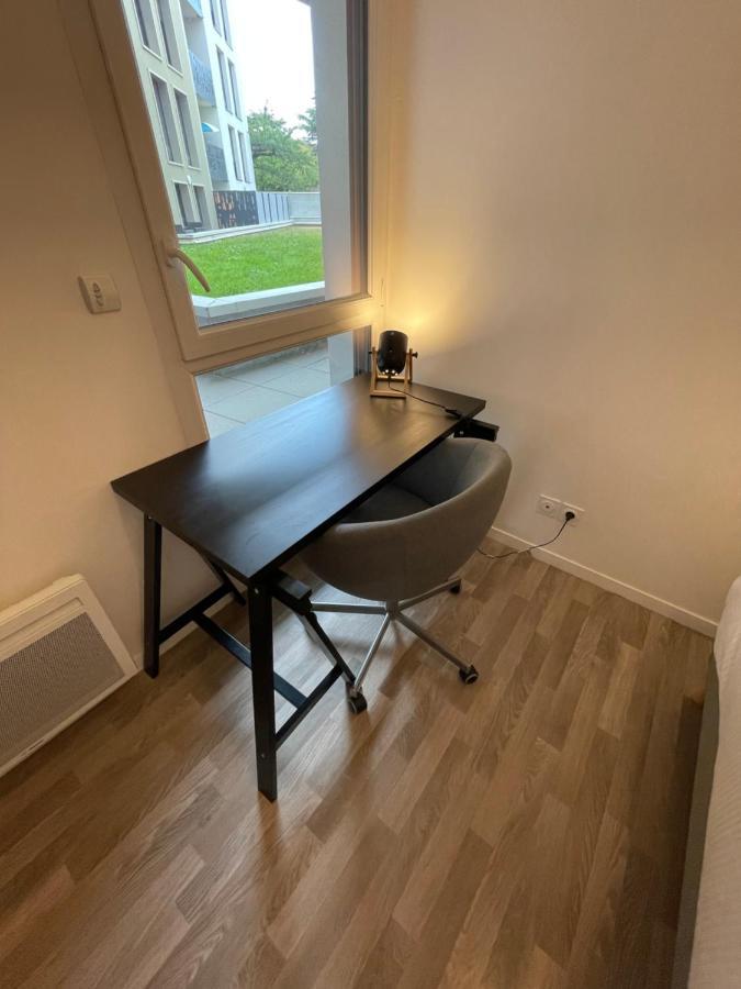 Gredi, Appt Avec Parking Et Terrasse A Caen Apartment Bagian luar foto